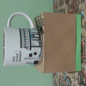 NEW Starbucks Pike Place Market 14oz Ceramic Mug